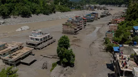 ट्रंप : मदद करने को तैयार अमेरिका, लाख डॉलर की आपातकालीन मदद की ट्रंप : मदद करने को तैयार अमेरिका, लाख डॉलर की आपातकालीन मदद की