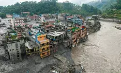नेपाल : बाढ़ के बाद 290 भारतीय लापता नेपाल : बाढ़ के बाद 290 भारतीय लापता
