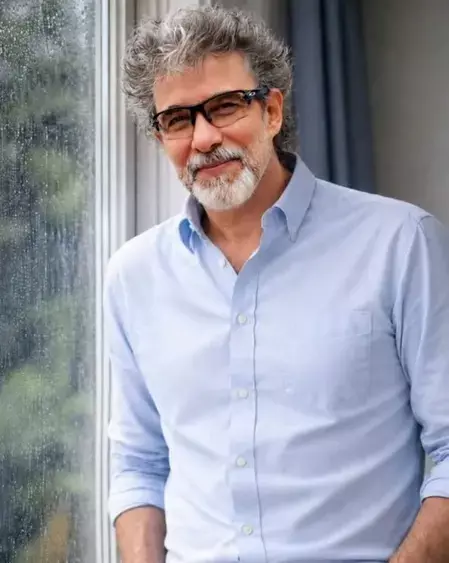 बाजीगर फिल्म का आइडिया दीपक तिजोरी ने दिया था बाजीगर फिल्म का आइडिया दीपक तिजोरी ने दिया था