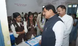 बालाघाट में बीमारी से जान गंवाने वालों के परिजनों को दो-दो लाख रुपए की आर्थिक सहायता: सीएम मोहन यादव बालाघाट में बीमारी से जान गंवाने वालों के परिजनों को दो-दो लाख रुपए की आर्थिक सहायता: सीएम मोहन यादव