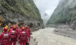 ग्लेशियर टूटने से आई अचानक बाढ़ तक: तिब्बत आपदा ने चीन की चुप्पी पर उठाए सवाल ग्लेशियर टूटने से आई अचानक बाढ़ तक: तिब्बत आपदा ने चीन की चुप्पी पर उठाए सवाल