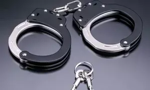 महाराष्ट्र: खतरनाक रासायनिक कचरे के अवैध निपटान का मास्टरमाइंड गिरफ्तार, बहुराज्यीय गिरोह का खुलासा महाराष्ट्र: खतरनाक रासायनिक कचरे के अवैध निपटान का मास्टरमाइंड गिरफ्तार, बहुराज्यीय गिरोह का खुलासा