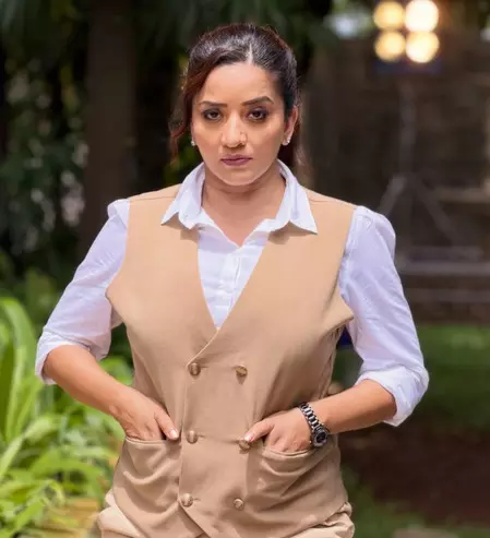 मोनालिसा ने कहा- भोजपुरी सिनेमा को डबल मीनिंग चीजों से जोड़ने गलत मोनालिसा ने कहा- भोजपुरी सिनेमा को डबल मीनिंग चीजों से जोड़ने गलत