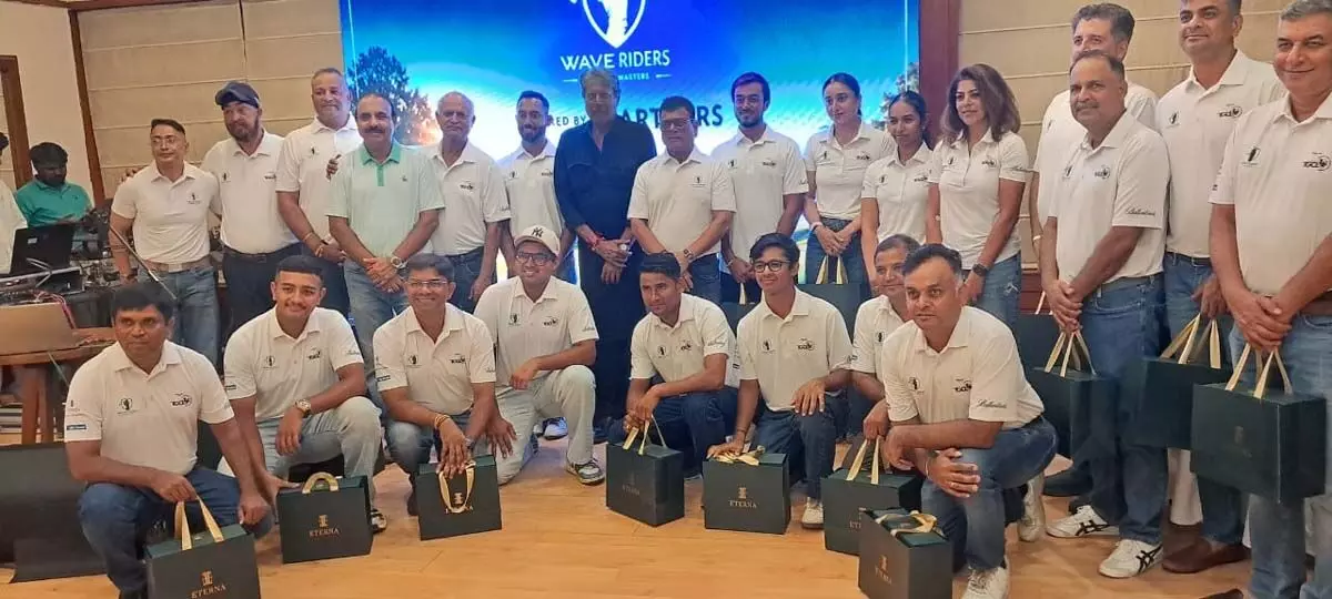 ट्रिनिटी गोल्फ चैंपियंस लीग कल से होगा शुभारंभ जर्सी का किया लॉन्च पूर्व क्रिकेटर कपिल देव ने जर्सी का किया लॉन्च ट्रिनिटी गोल्फ चैंपियंस लीग कल से होगा शुभारंभ जर्सी का किया लॉन्च पूर्व क्रिकेटर कपिल देव ने जर्सी का किया लॉन्च