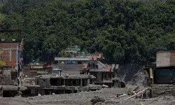 नेपाल : बाढ़ में अब तक 675 शव बरामद, 2498 अभी भी लापता नेपाल : बाढ़ में अब तक 675 शव बरामद, 2498 अभी भी लापता