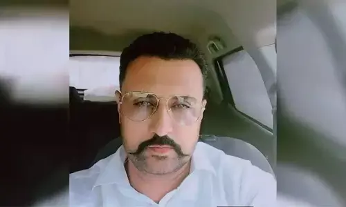 पंजाब में AAP नगर पार्षद की गोली मारकर हत्या, बाइक से पीछा कर हमलावरों ने बरसाईं गोलियां पंजाब में AAP नगर पार्षद की गोली मारकर हत्या, बाइक से पीछा कर हमलावरों ने बरसाईं गोलियां