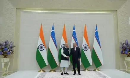 पीएम मोदी ने की मिर्जियोयेव से बातचीत पीएम मोदी ने की मिर्जियोयेव से बातचीत
