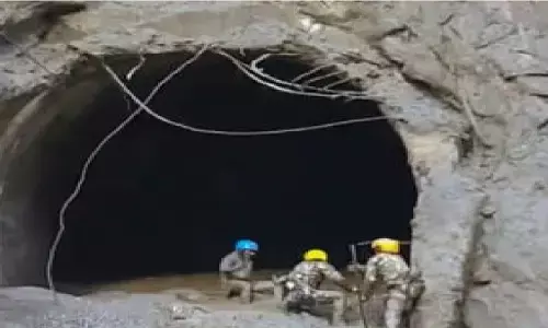 नेपाल में बाढ़ से भारी तबाही, सुरंगों में फंसे 900 श्रमिक; रेस्क्यू टीम कर रही त्रिशूली-3ए सुरंग में फंसे लोगों तक पहुंचने की कोशिश