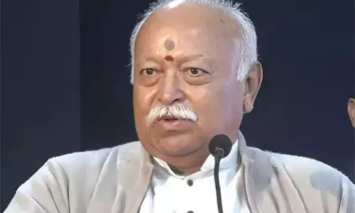 हिंदुओं और हिंदुत्व पर नयी चालाकी हिंदुओं और हिंदुत्व पर नयी चालाकी