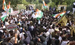 युवाओं के नेतृत्व में एक क्रांतिकारी बदलाव से गुज़र रहा है भारत युवाओं के नेतृत्व में एक क्रांतिकारी बदलाव से गुज़र रहा है भारत