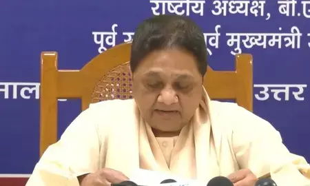 मायावती ने 2027 के लिए फूंका बिगुल, बोलीं-‘रेवड़ियों’ के सहारे चुनावी छलावे से रहें सावधान