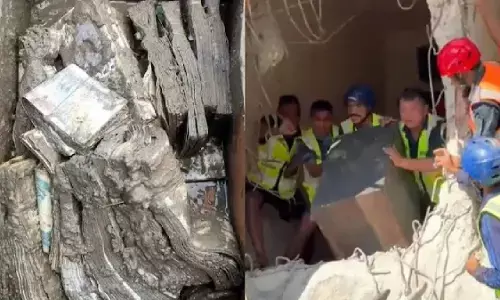 50 करोड़ का सोना, 1.5 करोड़ कैश... नेपाल बाढ़ में बह गया बैंक का खजाना, मलबे से निकला करोड़ों का माल