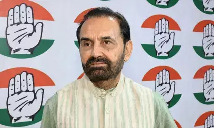 राहुल गांधी डरने वाले नहीं, वह दलितों के सम्मान की लड़ाई लड़ रहे: शक्ति सिंह गोहिल राहुल गांधी डरने वाले नहीं, वह दलितों के सम्मान की लड़ाई लड़ रहे: शक्ति सिंह गोहिल