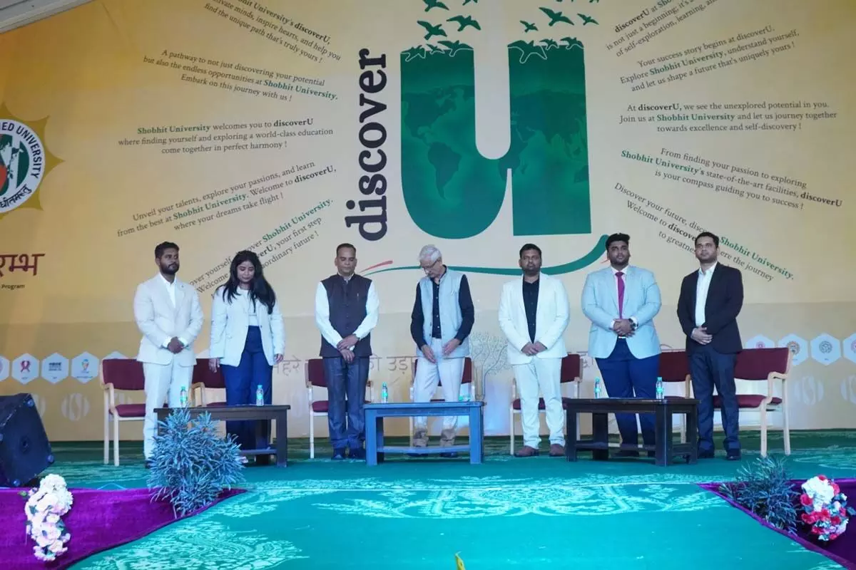 डिस्कवरयू 2026 के माध्यम से शोभित विश्वविद्यालय ने नए विद्यार्थियों का किया भव्य स्वागत डिस्कवरयू 2026 के माध्यम से शोभित विश्वविद्यालय ने नए विद्यार्थियों का किया भव्य स्वागत