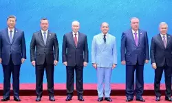 SCO समिट की ग्रुप फोटो पर विवाद, पाकिस्तान PMO ने शेयर की एडिटेड तस्वीर; PM मोदी समेत 5 नेताओं को हटाया SCO समिट की ग्रुप फोटो पर विवाद, पाकिस्तान PMO ने शेयर की एडिटेड तस्वीर; PM मोदी समेत 5 नेताओं को हटाया
