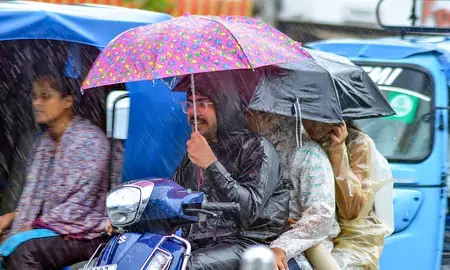 एनसीआर में मानसून की विदाई की आहट, 1 से 4 सितंबर तक बारिश के आसार एनसीआर में मानसून की विदाई की आहट, 1 से 4 सितंबर तक बारिश के आसार