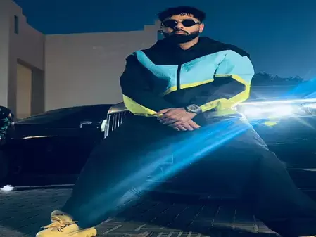 शादी के 5 महीने बाद अलग हो रहे बादशाह और ईशा रिखी, फैंस से बोले - प्राइवेसी का सम्मान करें शादी के 5 महीने बाद अलग हो रहे बादशाह और ईशा रिखी, फैंस से बोले - प्राइवेसी का सम्मान करें