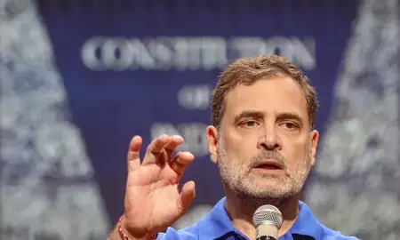 ग्रेटर नोएडा-दिल्ली बस गैंगरेप पर राहुल गांधी का हमला: अमित शाह और योगी सरकार पर साधा निशाना, बोले- अपराध पर डाला जा रहा पर्दा ग्रेटर नोएडा-दिल्ली बस गैंगरेप पर राहुल गांधी का हमला: अमित शाह और योगी सरकार पर साधा निशाना, बोले- अपराध पर डाला जा रहा पर्दा
