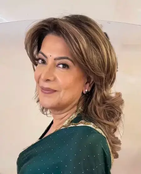 दिव्या सेठ शाह हुई भावुक बेटी मिहिका को याद कर दिव्या सेठ शाह हुई भावुक बेटी मिहिका को याद कर