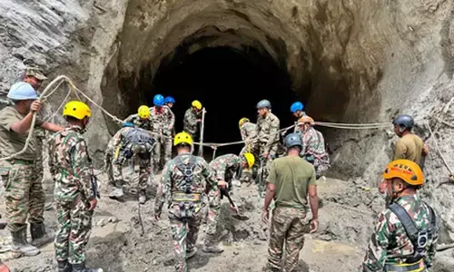 नेपाल में बाढ़ से तबाही के बीच पांच और भारतीय सुरक्षित निकाले गए, बचाव अभियान जारी