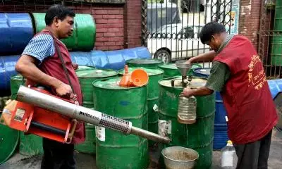 बांग्लादेश में डेंगू के प्रकोप से पांच और लोगों की मौत, मरने वालों की संख्या बढ़कर 107 बांग्लादेश में डेंगू के प्रकोप से पांच और लोगों की मौत, मरने वालों की संख्या बढ़कर 107