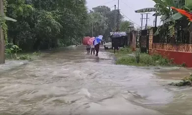 बंगाल : लगातार बारिश का कहर, बांकुड़ा में मिट्टी के दो मकान ढहने से तीन लोगों की मौत बंगाल : लगातार बारिश का कहर, बांकुड़ा में मिट्टी के दो मकान ढहने से तीन लोगों की मौत