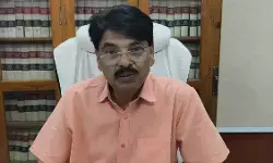बीसीआई अध्यक्ष मनन कुमार मिश्रा की पावर हुई कम, सुप्रीम कोर्ट ने कहा- लोकतांत्रिक रूप से नहीं चुने गए थे बीसीआई अध्यक्ष मनन कुमार मिश्रा की पावर हुई कम, सुप्रीम कोर्ट ने कहा- लोकतांत्रिक रूप से नहीं चुने गए थे