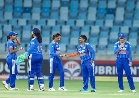 महिला चैंपियंस ट्रॉफी की मेजबानी के लिए बीसीसीआई हमेशा तैयार: देवजीत सैकिया महिला चैंपियंस ट्रॉफी की मेजबानी के लिए बीसीसीआई हमेशा तैयार: देवजीत सैकिया