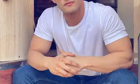 रुबीना दिलैक और हिना खान से नाराज हुए असीम रियाज रुबीना दिलैक और हिना खान से नाराज हुए असीम रियाज
