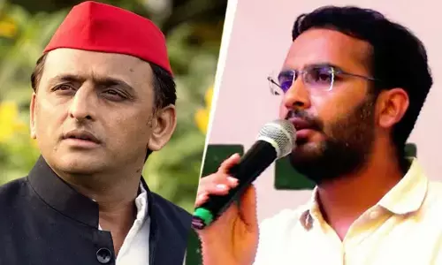 अखिलेश यादव से CJP प्रवक्ता की डेढ़ घंटे की मुलाकात, यूपी में नए सियासी समीकरणों की चर्चा तेज अखिलेश यादव से CJP प्रवक्ता की डेढ़ घंटे की मुलाकात, यूपी में नए सियासी समीकरणों की चर्चा तेज
