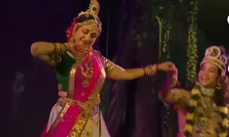 जन्माष्टमी पर राधा बनीं हेमा मालिनी जन्माष्टमी पर राधा बनीं हेमा मालिनी