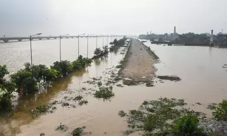 पटना सहित बिहार के कई जिलों में बाढ़ का खतरा बढ़ा, प्रशासन ने जारी किया अलर्ट