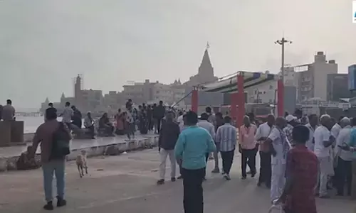 गुजरात: द्वारका, अहमदाबाद और राजकोट में जन्माष्टमी पर उमड़ी भारी भीड़