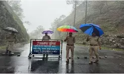 उत्तराखंड: चंपावत में भारी बारिश की चेतावनी, सभी स्कूल और आंगनवाड़ी केंद्र आज बंद उत्तराखंड: चंपावत में भारी बारिश की चेतावनी, सभी स्कूल और आंगनवाड़ी केंद्र आज बंद