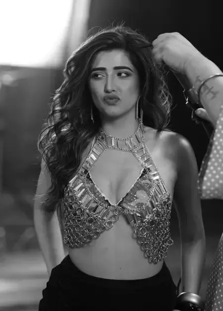 शहनाज गिल से तुलना पर बोलीं लवप्रीत गिल शहनाज गिल से तुलना पर बोलीं लवप्रीत गिल