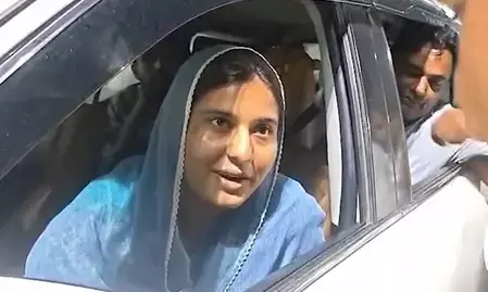 सहारनपुर : मस्जिद ध्वस्तीकरण की कार्रवाई पर नेताओं की प्रतिक्रिया, इकरा हसन बोलीं- हमारी आवाज दबाई नहीं जा सकती सहारनपुर : मस्जिद ध्वस्तीकरण की कार्रवाई पर नेताओं की प्रतिक्रिया, इकरा हसन बोलीं- हमारी आवाज दबाई नहीं जा सकती