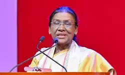 सत्य निकेतन हादसे पर राष्ट्रपति द्रौपदी मुर्मु ने जताया दुख, बोलीं- प्रियजनों को खोने वाले परिवारों के aप्रति गहरी संवेदना सत्य निकेतन हादसे पर राष्ट्रपति द्रौपदी मुर्मु ने जताया दुख, बोलीं- प्रियजनों को खोने वाले परिवारों के aप्रति गहरी संवेदना