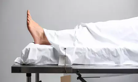 मध्य प्रदेश के सागर में जहरीली शराब का कहर: 9 लोगों की मौत, 35 गंभीर हालत में अस्पताल में भर्ती