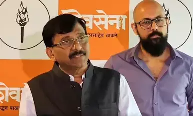 महाराष्ट्र में गरबा एंट्री पर वीएचपी गाइडलाइंस पर बोले संजय राउत: कौन कहता है मुसलमान गरबा नहीं खेल सकते महाराष्ट्र में गरबा एंट्री पर वीएचपी गाइडलाइंस पर बोले संजय राउत: कौन कहता है मुसलमान गरबा नहीं खेल सकते