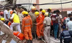 सत्य निकेतन हादसे में मौत का आंकड़ा बढ़ा, 6 की मौत, मकान मालिक पर FIR दर्ज