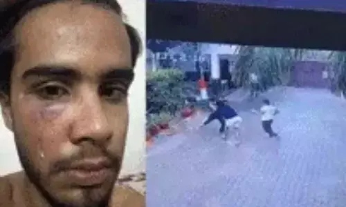 स्कूल में घुसकर छात्रों पर दबंगों का हमला: लाठी-डंडों से मारपीट की घटना CCTV में कैद स्कूल में घुसकर छात्रों पर दबंगों का हमला: लाठी-डंडों से मारपीट की घटना CCTV में कैद