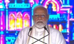वडोदरा में PM बोले- रेल कॉरिडोर देखकर फूफाजी नाराज हो जाएंगे, हम चिप से शिप तक बना रहे वडोदरा में PM बोले- रेल कॉरिडोर देखकर फूफाजी नाराज हो जाएंगे, हम चिप से शिप तक बना रहे