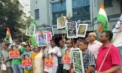 बंगाली खान-पान पर विवादित बयान देना पड़ा भारी, धार्मिक गुरु के खिलाफ बंगाल कांग्रेस ने दर्ज कराई पुलिस शिकायत