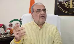 नीले कपड़े पहनने से अंबेडकर का सम्मान नहीं होता, जनता सपा का चरित्र जानती है: भूपेंद्र चौधरी नीले कपड़े पहनने से अंबेडकर का सम्मान नहीं होता, जनता सपा का चरित्र जानती है: भूपेंद्र चौधरी