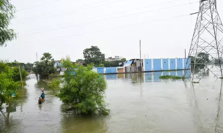 गंगा, कोसी, गंडक समेत कई नदियां खतरे के निशान से ऊपर, बिहार में बाढ़ की स्थिति गंभीर
