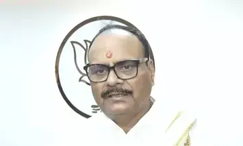 यूपी में डॉक्टरों की रिटायरमेंट उम्र बढ़ी: अब 70 वर्ष तक सेवा देंगे सरकारी डॉक्टर, डिप्टी सीएम ब्रजेश पाठक का बड़ा ऐलान