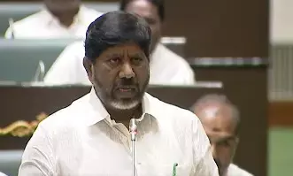 स्पीकर पर हमला लोकतंत्र पर एक स्थायी दाग, बीआरएस का अहंकार और सामंती सोच उजागर: भट्टी विक्रमार्का स्पीकर पर हमला लोकतंत्र पर एक स्थायी दाग, बीआरएस का अहंकार और सामंती सोच उजागर: भट्टी विक्रमार्का