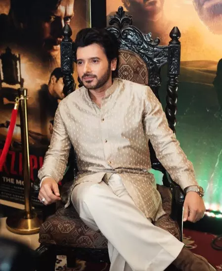 डबल डेट शो में दिव्येंदु शर्मा ने सोशल मीडिया अकाउंट्स के बारे ने खोले राज डबल डेट शो में दिव्येंदु शर्मा ने सोशल मीडिया अकाउंट्स के बारे ने खोले राज