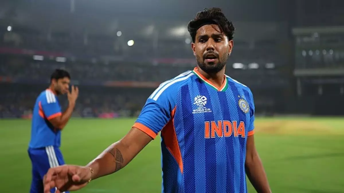 टीम इंडिया: हर्षित राणा अफगानिस्तान के खिलाफ T20 सीरीज और एशियन गेम्स से बाहर, कौन बना रिप्लेसमेंट? टीम इंडिया: हर्षित राणा अफगानिस्तान के खिलाफ T20 सीरीज और एशियन गेम्स से बाहर, कौन बना रिप्लेसमेंट?