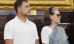 नेशनल हेराल्ड केस में सोनिया-राहुल पर सुनवाई टली नेशनल हेराल्ड केस में सोनिया-राहुल पर सुनवाई टली